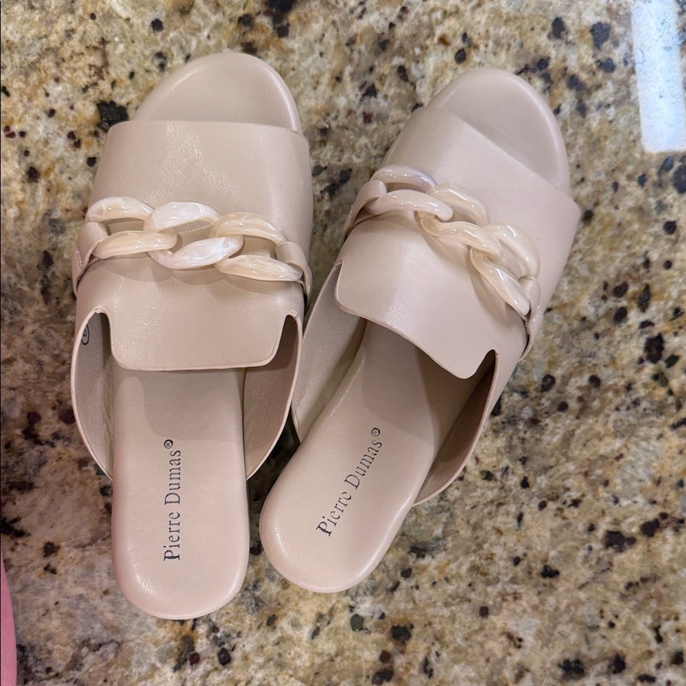 Pierre Dumas Cream Chain Mules - Picture 2 of 4